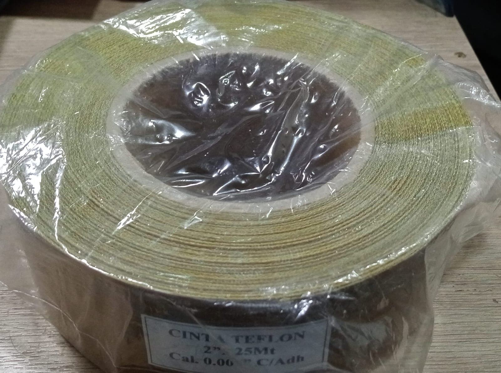 CINTA ADHESIVA DE TEFLON 2" X 25 MT ( $10.000  Y $ 12.000 ) EL METRO - Imagen 1