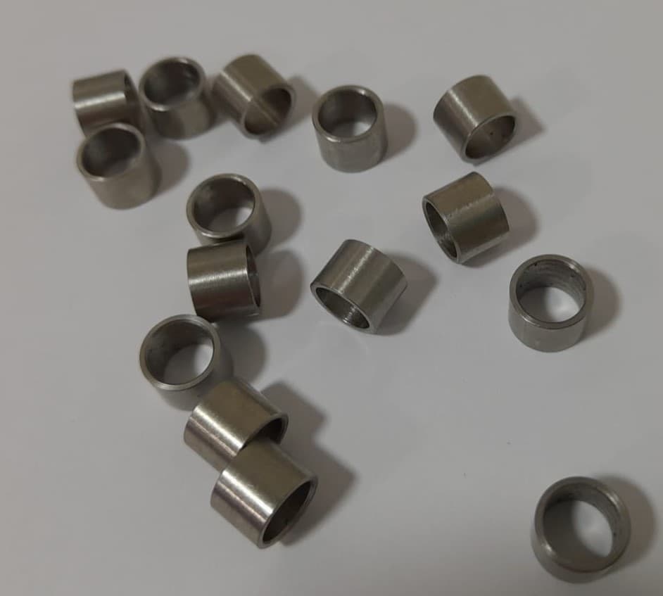 BUJE METÁLICO PARA TOLVA PESADORA PARA 14 TOLVAS DE 0.8 L - Imagen 1