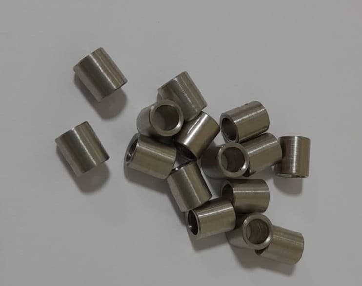 BUJE METALICO PARA TOLVA PESADORA PARA 10 TOLVAS DE 1 L - Imagen 1