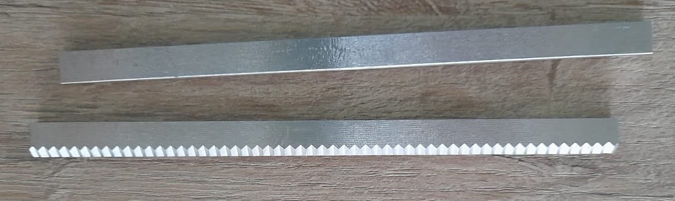 CUCHILLA Y CONTRACUCHILLA 160MMX10MMX5MM  ZIG-ZAG - Imagen 1