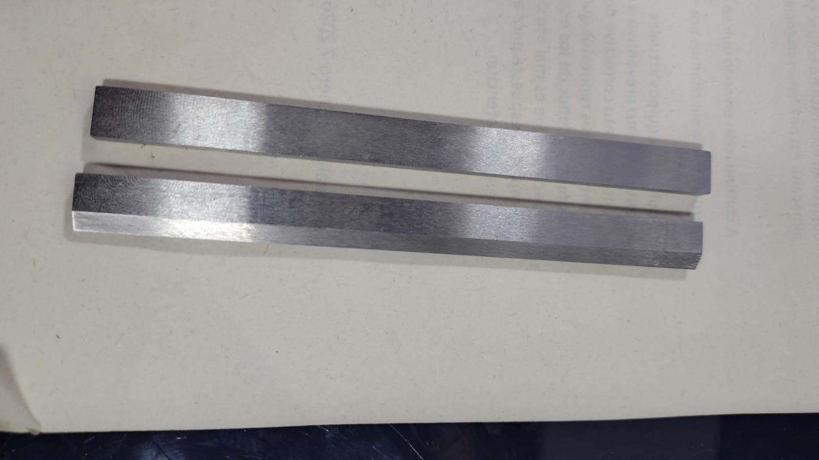 CUCHILLA Y CONTRACUCHILLA 100MMX10MMX3,87MM LISA - Imagen 1
