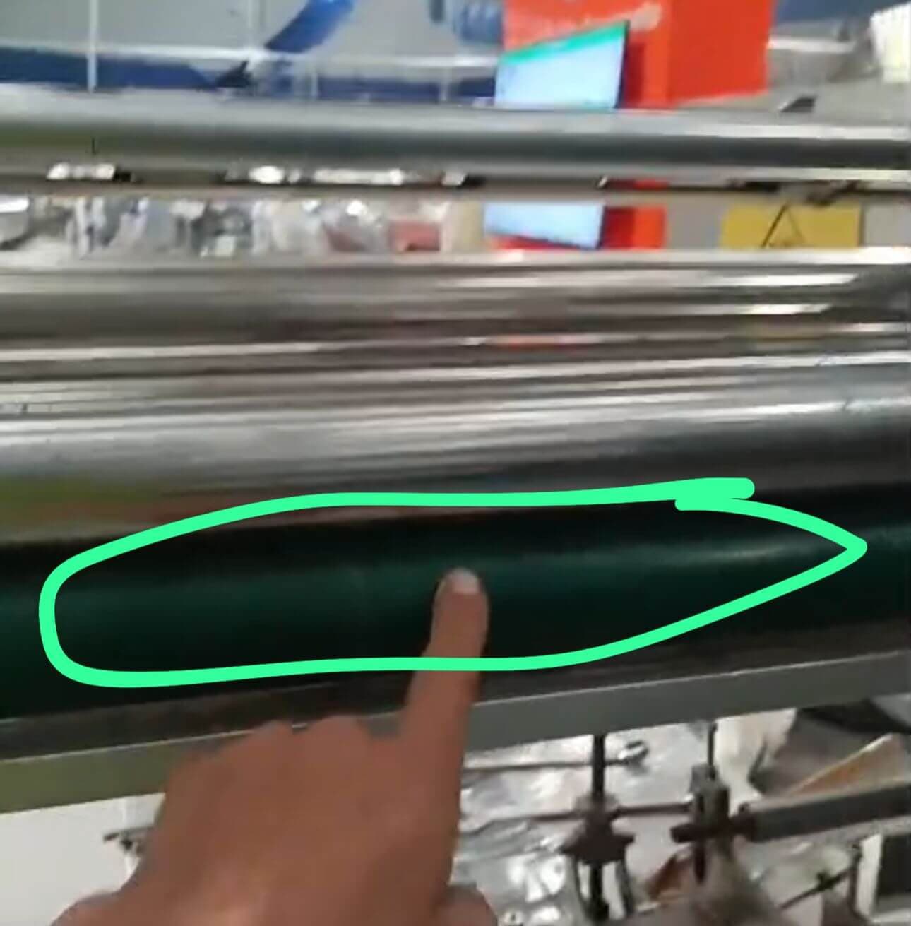 RODILLO PRENSA HALADO PLÁSTICO SERVOS - Imagen 1