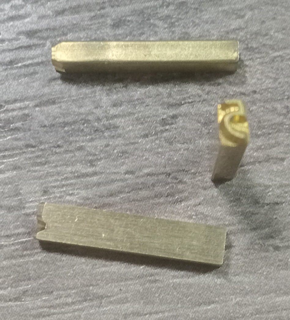 TIPO PARA DY8 ( 2*3*15 ) 3MM - Imagen 1