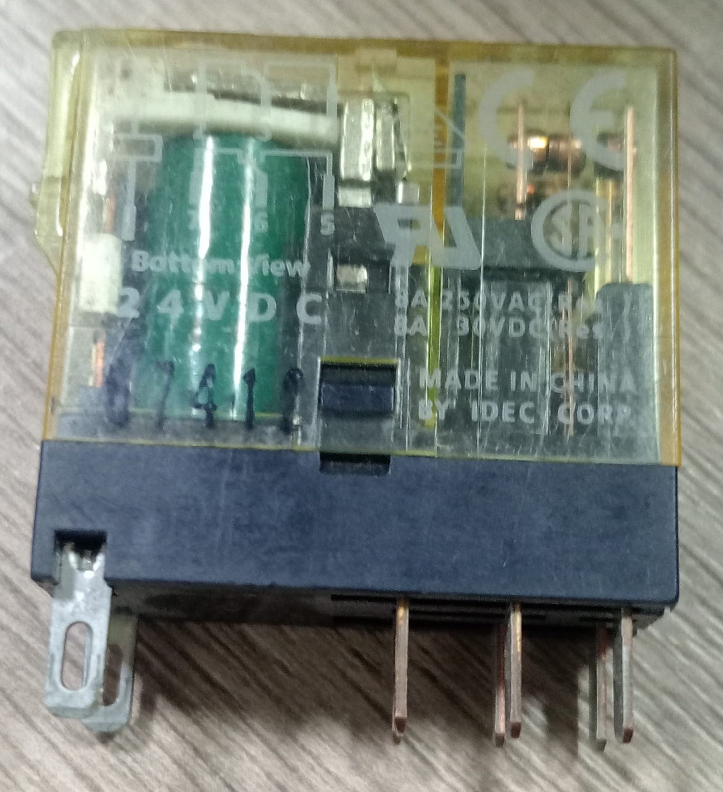 RELEVO 24V 8 PATAS - Imagen 1