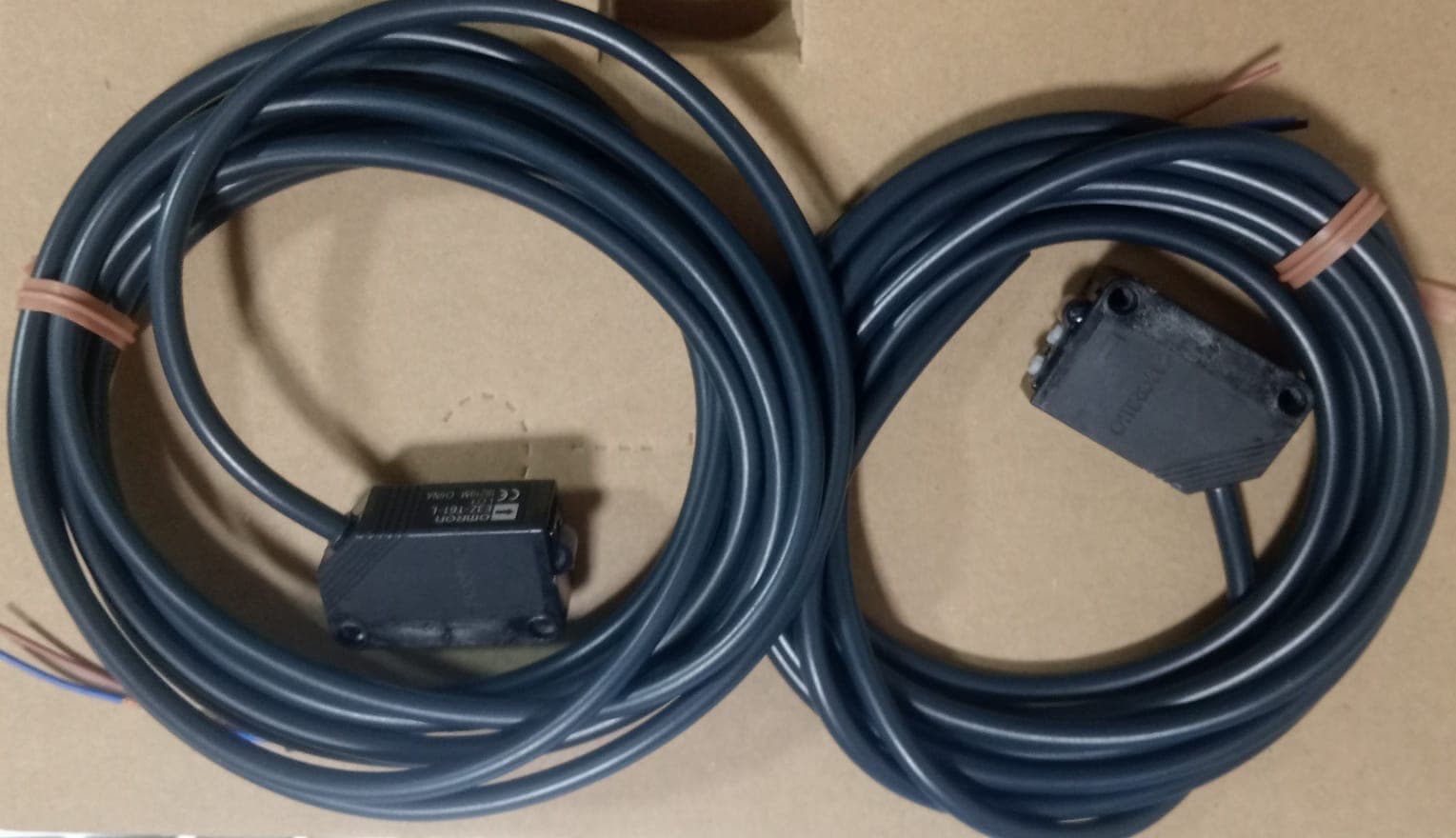 SENSOR E3Z. T61-L / T61-D (JUEGO DE 2) - Imagen 1