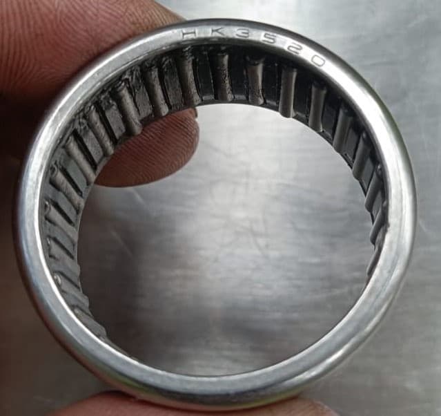 RODAMIENTO DE AGUJAS HK3520 PARA EJE PORTARODILLO - Imagen 1