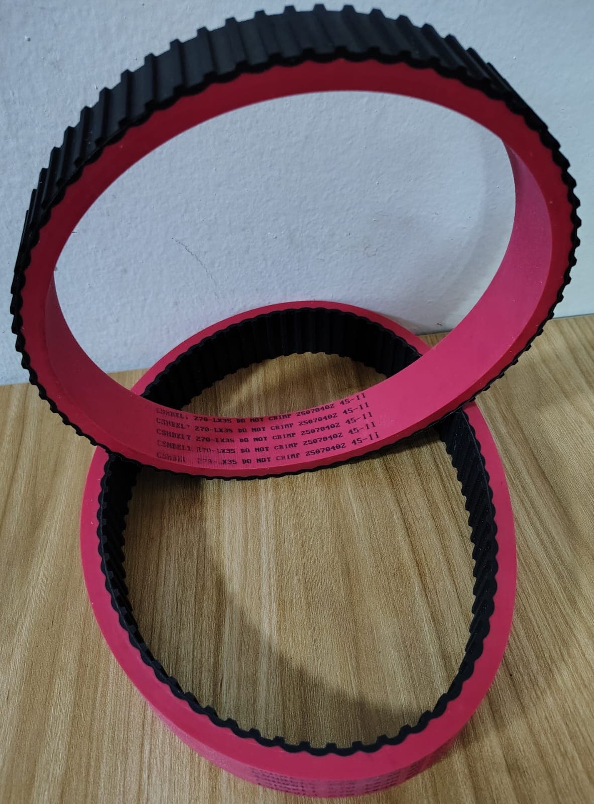 CORREA SINCRONICA 270 L X 35MM X 10.2MM (PAR) - Imagen 1