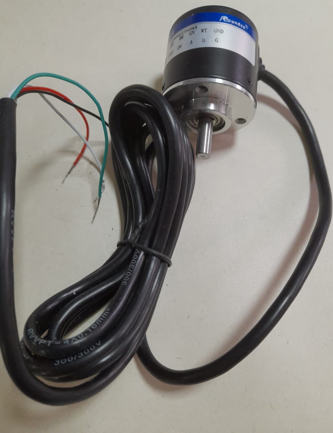 ENCODER UCS40L6-G2M2C-360B (4LINEAS) - Imagen 1