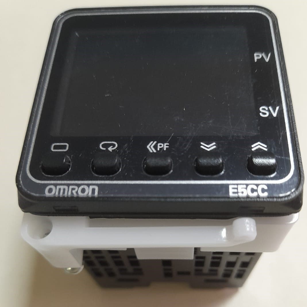 PIROMETRO CONTROL DE TEMPERATURA OMRON E5CC-QX2ASM-800 - Imagen 1