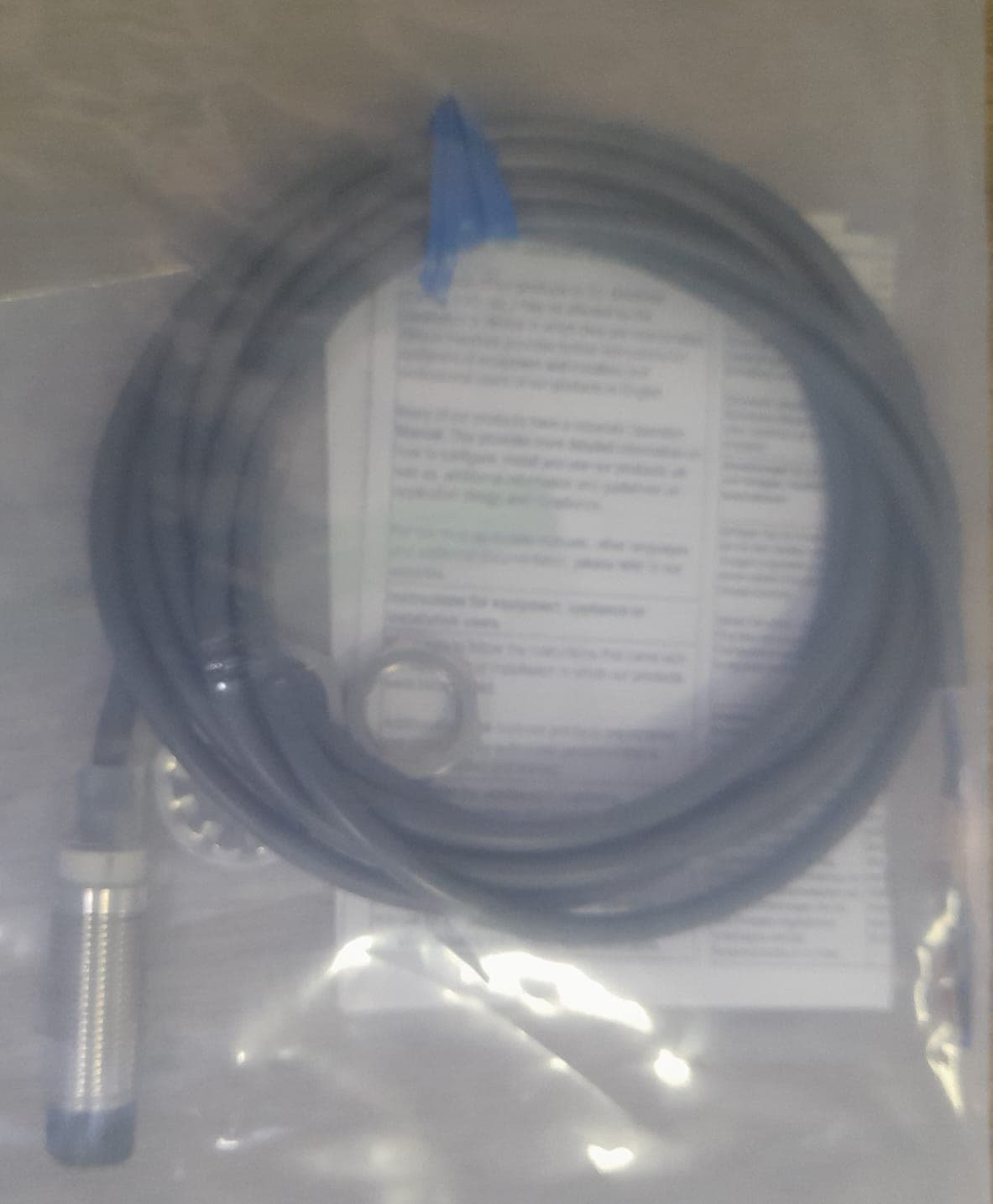 SENSOR DE PROXIMIDAD OMRON E2B-M12KN05-WZ-C1 - Imagen 1