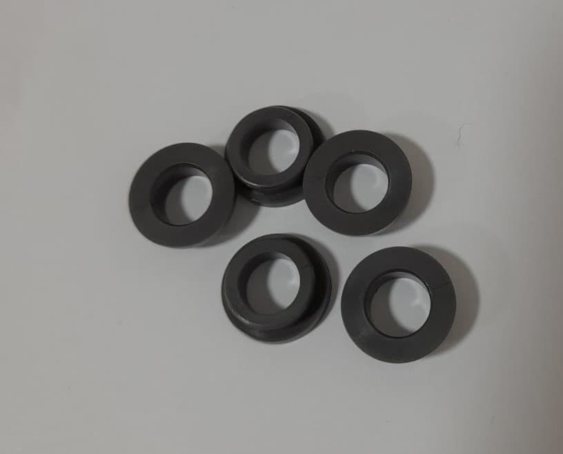 BUJE DE NYLON DE APERTURA DE TOLVA PARA 14 BASQUETAS DE 0,8 L