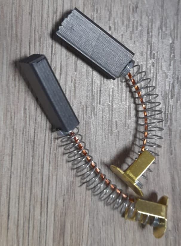ESCOBILLA ( JUEGOX2) PARA SELLADORA BANDA CONTINUA DE 18X8X4MM - Imagen 1
