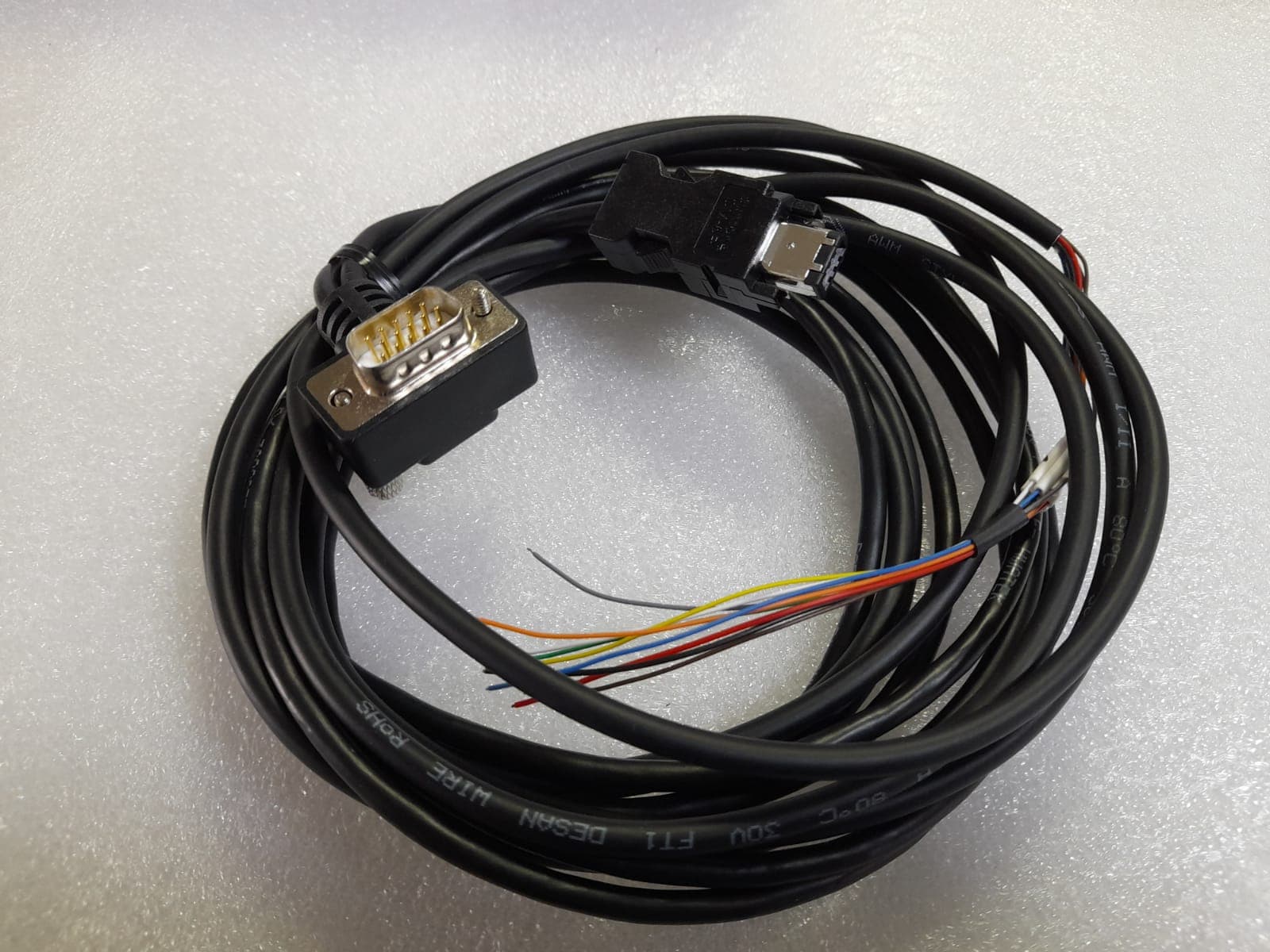 CABLE DRIVE DATOS Y SEÑAL T30 / T50 - Imagen 1