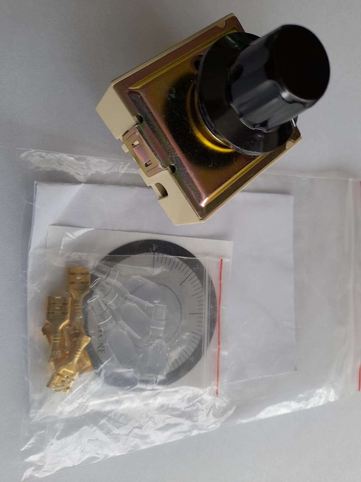 THERMOSTATO PARA FECHADOR DE MAQUINA VERTICAL - Imagen 1
