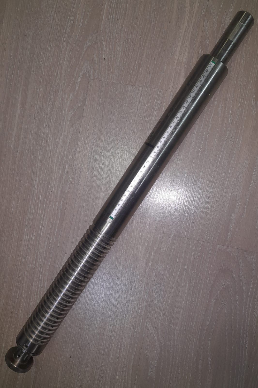 EJE PORTABOBINA PARA ROLLO HASTA 450MM - Imagen 1