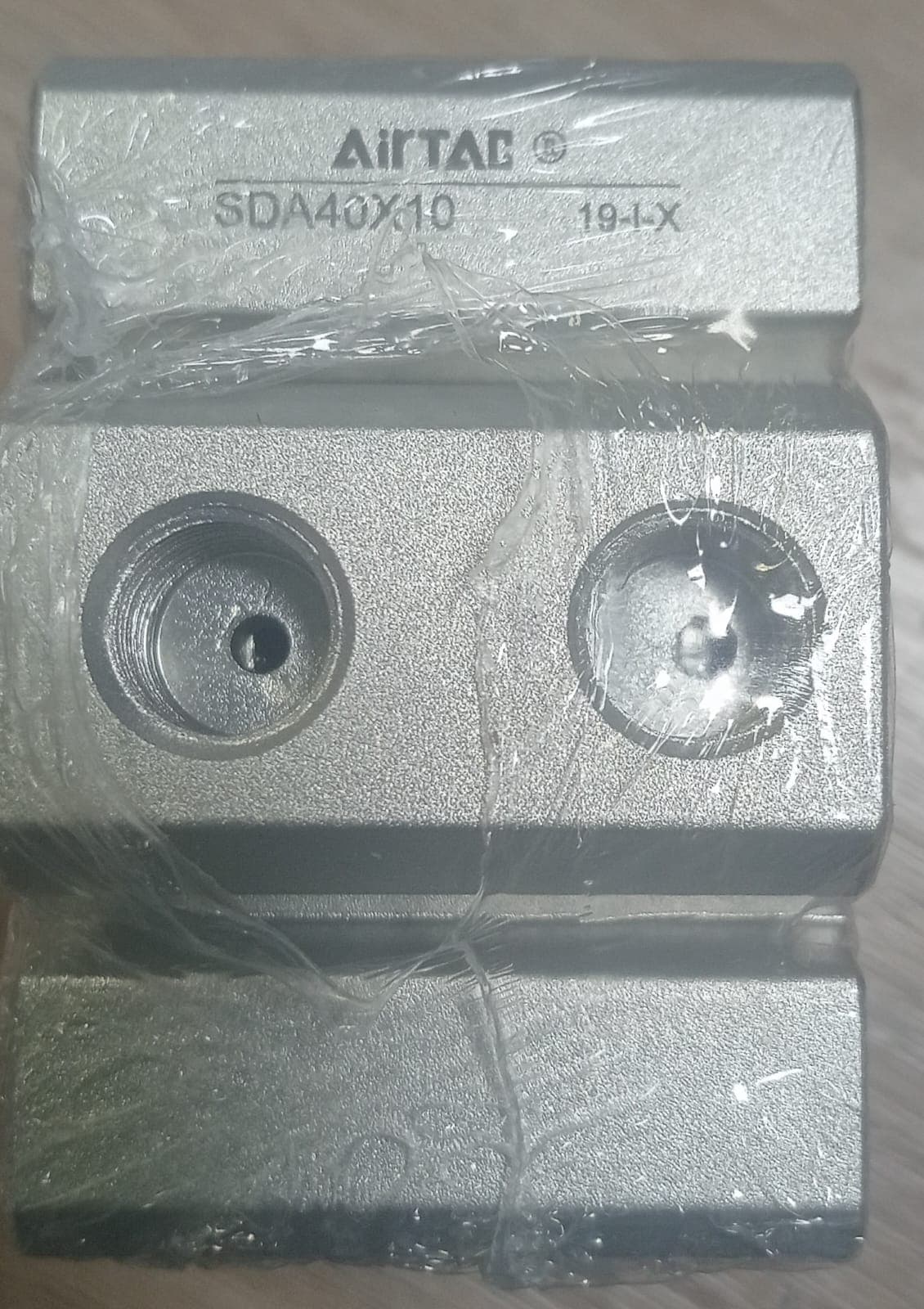 CILINDRO PNEUMÁTICO AIRTAC SDA40X10 - Imagen 1