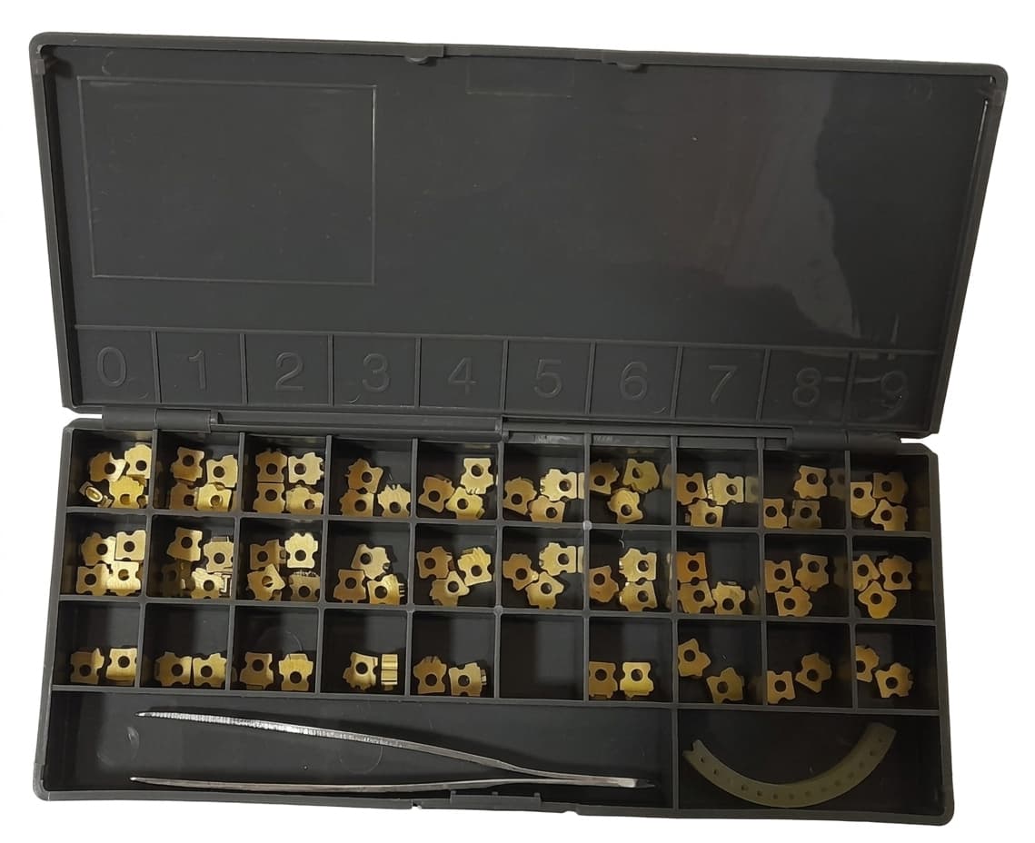 CAJA DE TIPOS PARA INK ROLL DE HUEQUITO /90UNIDADES (T-2.5*7T)