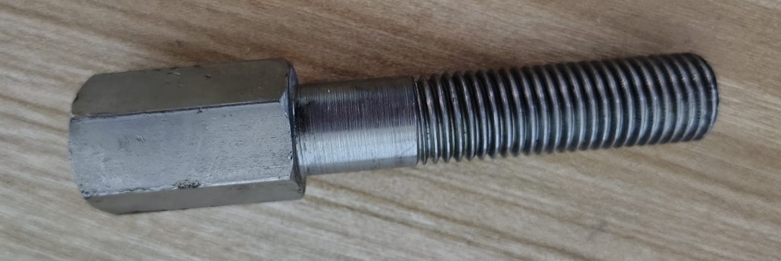 TORNILLO AJUSTE DE MODULO - Imagen 1