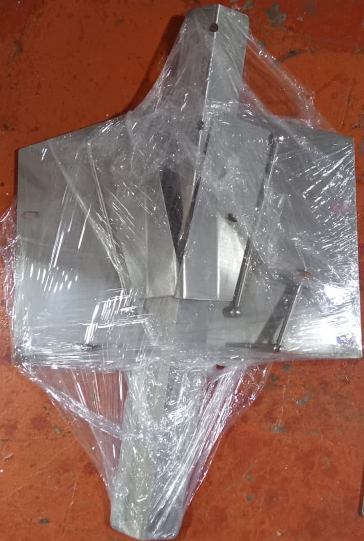 CUELLO FORMADOR LÍQUIDOS 230MM