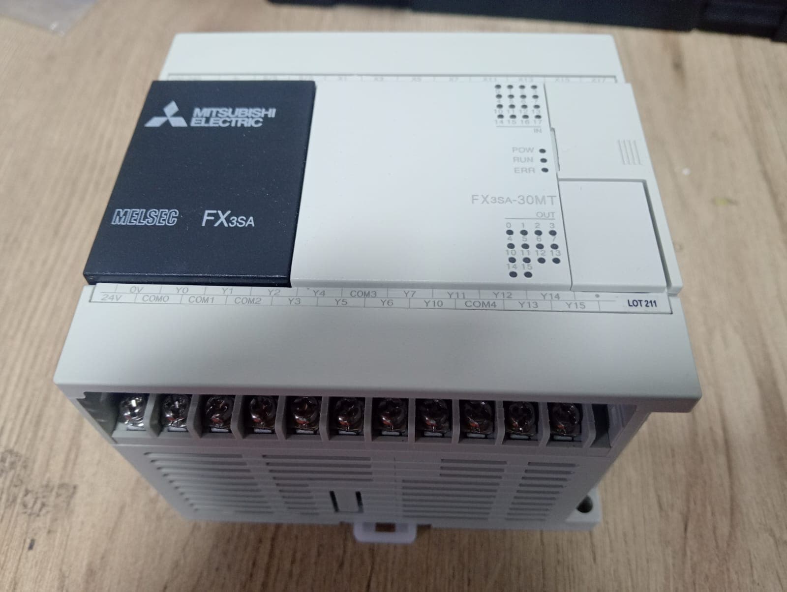 PLC MITSUBISHI ELÉCTRICO FX3SA-30MT - CM - Imagen 1